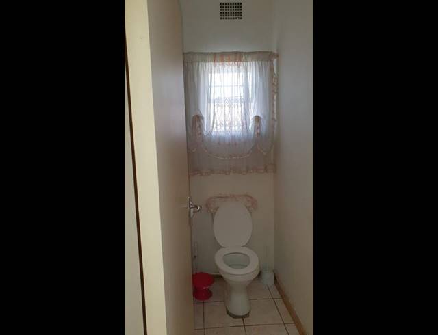 4 BEDROOM HOUSE FOR SALE IN PRETORIA WEST